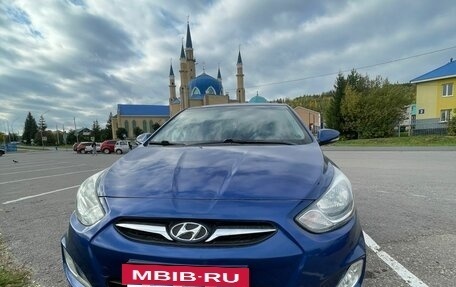 Hyundai Solaris II рестайлинг, 2012 год, 750 000 рублей, 10 фотография