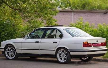 BMW 5 серия, 1990 год, 950 000 рублей, 1 фотография