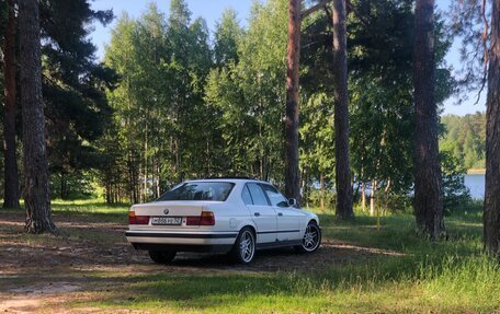 BMW 5 серия, 1990 год, 950 000 рублей, 3 фотография