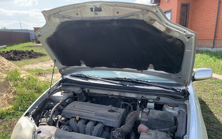 Toyota Corolla, 2003 год, 650 000 рублей, 13 фотография