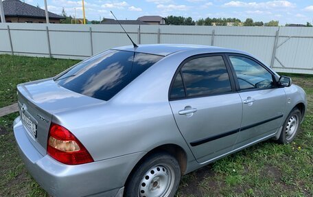 Toyota Corolla, 2003 год, 650 000 рублей, 4 фотография