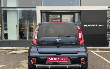 KIA Soul II рестайлинг, 2017 год, 1 182 000 рублей, 6 фотография
