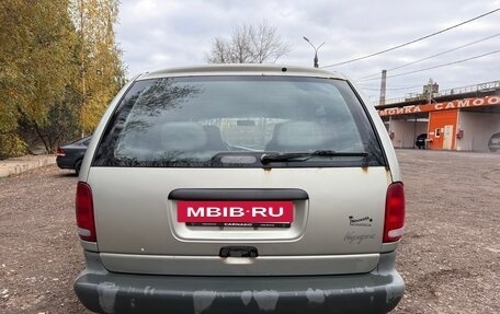 Plymouth Voyager III, 2000 год, 330 000 рублей, 4 фотография