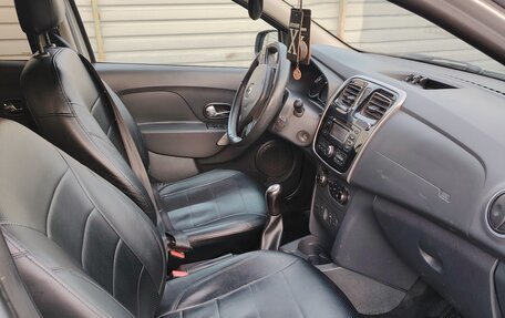 Renault Sandero II рестайлинг, 2015 год, 980 000 рублей, 4 фотография