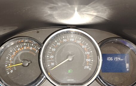 Renault Sandero II рестайлинг, 2015 год, 980 000 рублей, 7 фотография