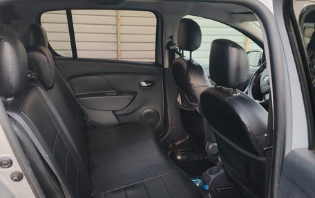 Renault Sandero II рестайлинг, 2015 год, 980 000 рублей, 8 фотография