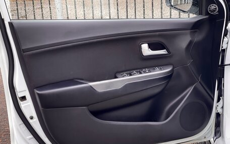 KIA Rio III рестайлинг, 2015 год, 999 000 рублей, 15 фотография