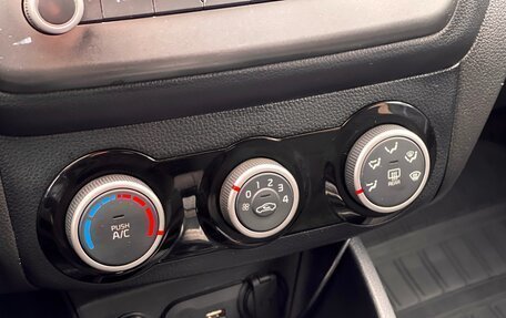 KIA Rio III рестайлинг, 2015 год, 999 000 рублей, 23 фотография