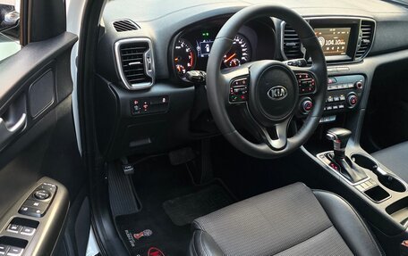 KIA Sportage IV рестайлинг, 2018 год, 1 815 000 рублей, 12 фотография