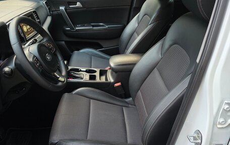 KIA Sportage IV рестайлинг, 2018 год, 1 815 000 рублей, 13 фотография