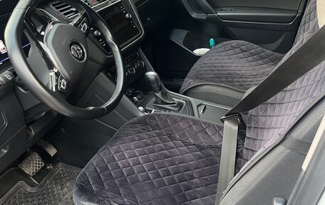 Volkswagen Tiguan II, 2020 год, 2 489 000 рублей, 6 фотография