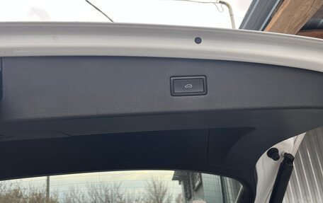 Volkswagen Tiguan II, 2020 год, 2 489 000 рублей, 12 фотография