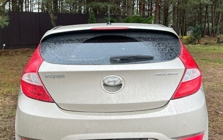 Hyundai Solaris II рестайлинг, 2011 год, 700 000 рублей, 4 фотография