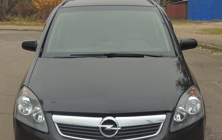 Opel Zafira B, 2007 год, 550 000 рублей, 1 фотография