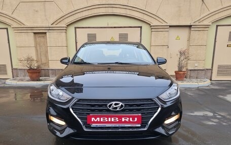 Hyundai Solaris II рестайлинг, 2017 год, 1 300 000 рублей, 2 фотография