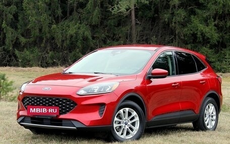 Ford Escape, 2020 год, 1 599 000 рублей, 2 фотография
