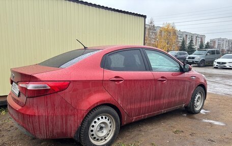 KIA Rio III рестайлинг, 2011 год, 700 000 рублей, 4 фотография