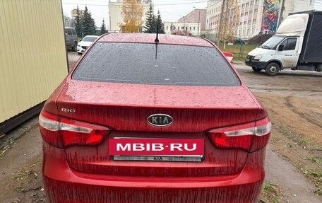 KIA Rio III рестайлинг, 2011 год, 700 000 рублей, 3 фотография