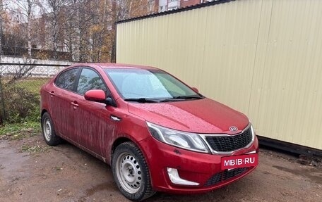 KIA Rio III рестайлинг, 2011 год, 700 000 рублей, 2 фотография