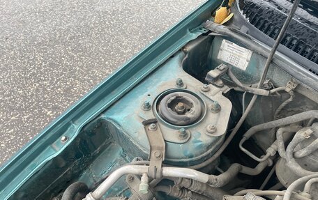 Mazda 323, 2001 год, 215 000 рублей, 11 фотография