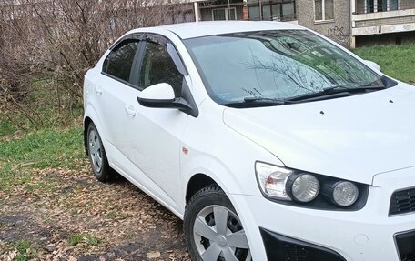Chevrolet Aveo III, 2012 год, 620 000 рублей, 4 фотография
