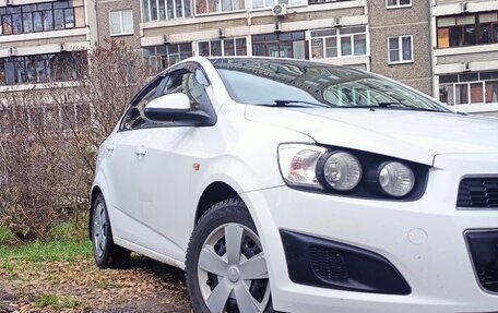 Chevrolet Aveo III, 2012 год, 620 000 рублей, 3 фотография