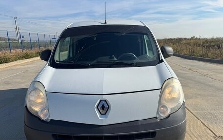 Renault Kangoo II рестайлинг, 2013 год, 679 999 рублей, 1 фотография