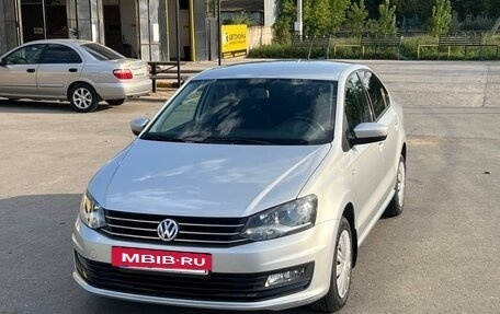 Volkswagen Polo VI (EU Market), 2015 год, 1 280 000 рублей, 2 фотография