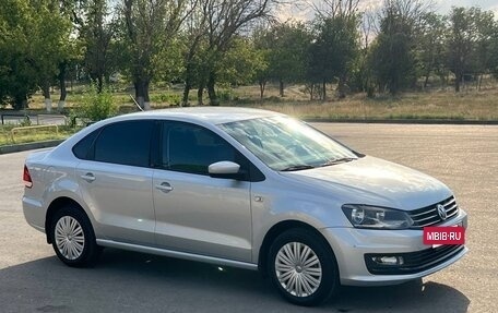 Volkswagen Polo VI (EU Market), 2015 год, 1 280 000 рублей, 4 фотография