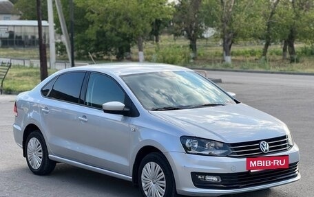Volkswagen Polo VI (EU Market), 2015 год, 1 280 000 рублей, 3 фотография