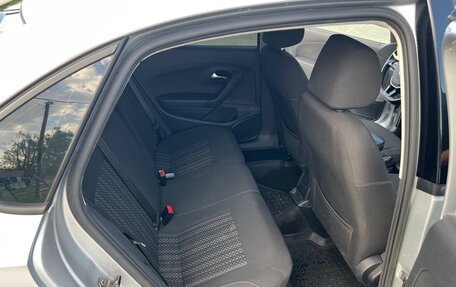 Volkswagen Polo VI (EU Market), 2015 год, 1 280 000 рублей, 11 фотография