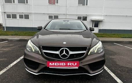 Mercedes-Benz E-Класс, 2013 год, 1 850 000 рублей, 3 фотография