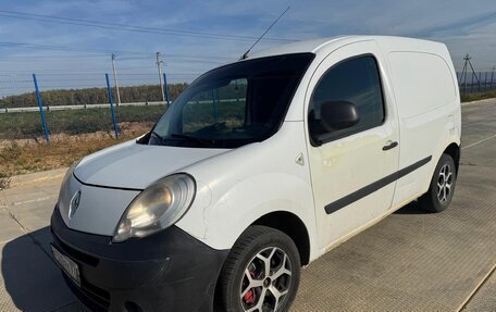 Renault Kangoo II рестайлинг, 2013 год, 679 999 рублей, 2 фотография