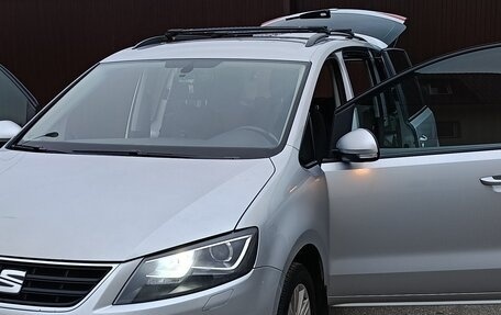 SEAT Alhambra II рестайлинг, 2015 год, 1 750 000 рублей, 3 фотография