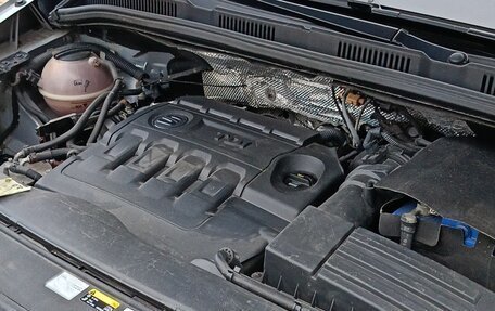 SEAT Alhambra II рестайлинг, 2015 год, 1 750 000 рублей, 21 фотография