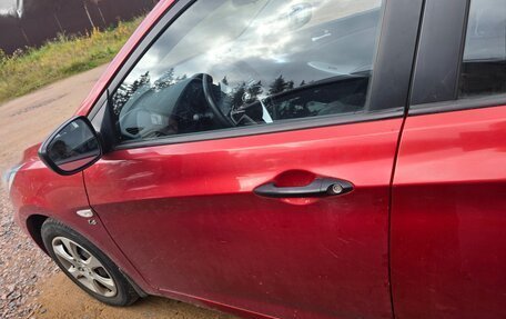 Hyundai Solaris II рестайлинг, 2012 год, 990 000 рублей, 15 фотография