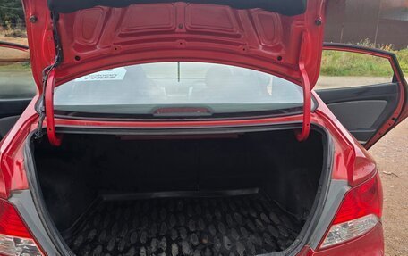 Hyundai Solaris II рестайлинг, 2012 год, 990 000 рублей, 22 фотография