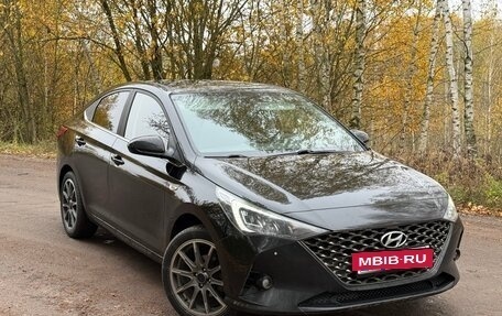 Hyundai Solaris II рестайлинг, 2021 год, 1 500 000 рублей, 5 фотография