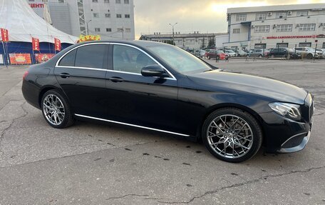 Mercedes-Benz E-Класс, 2019 год, 2 650 000 рублей, 7 фотография