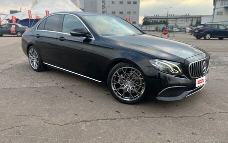 Mercedes-Benz E-Класс, 2019 год, 2 650 000 рублей, 2 фотография