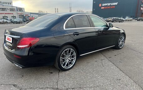 Mercedes-Benz E-Класс, 2019 год, 2 650 000 рублей, 6 фотография