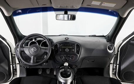 Nissan Juke II, 2012 год, 999 000 рублей, 8 фотография