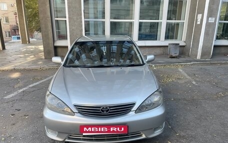 Toyota Camry V40, 2004 год, 899 000 рублей, 4 фотография