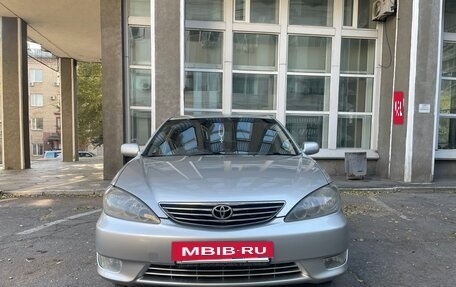 Toyota Camry V40, 2004 год, 899 000 рублей, 3 фотография