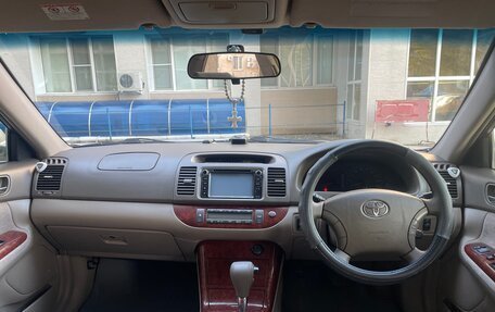 Toyota Camry V40, 2004 год, 899 000 рублей, 24 фотография