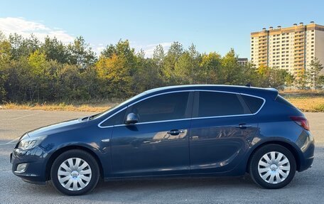Opel Astra J, 2010 год, 800 000 рублей, 7 фотография