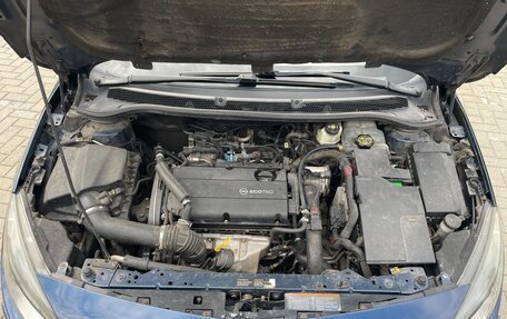 Opel Astra J, 2010 год, 800 000 рублей, 25 фотография