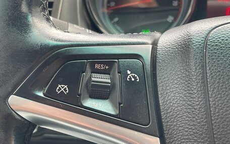 Opel Astra J, 2010 год, 800 000 рублей, 28 фотография