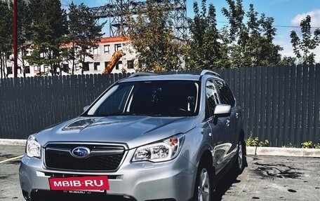 Subaru Forester, 2014 год, 1 390 000 рублей, 3 фотография
