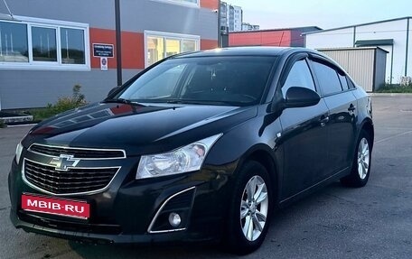 Chevrolet Cruze II, 2013 год, 699 999 рублей, 1 фотография